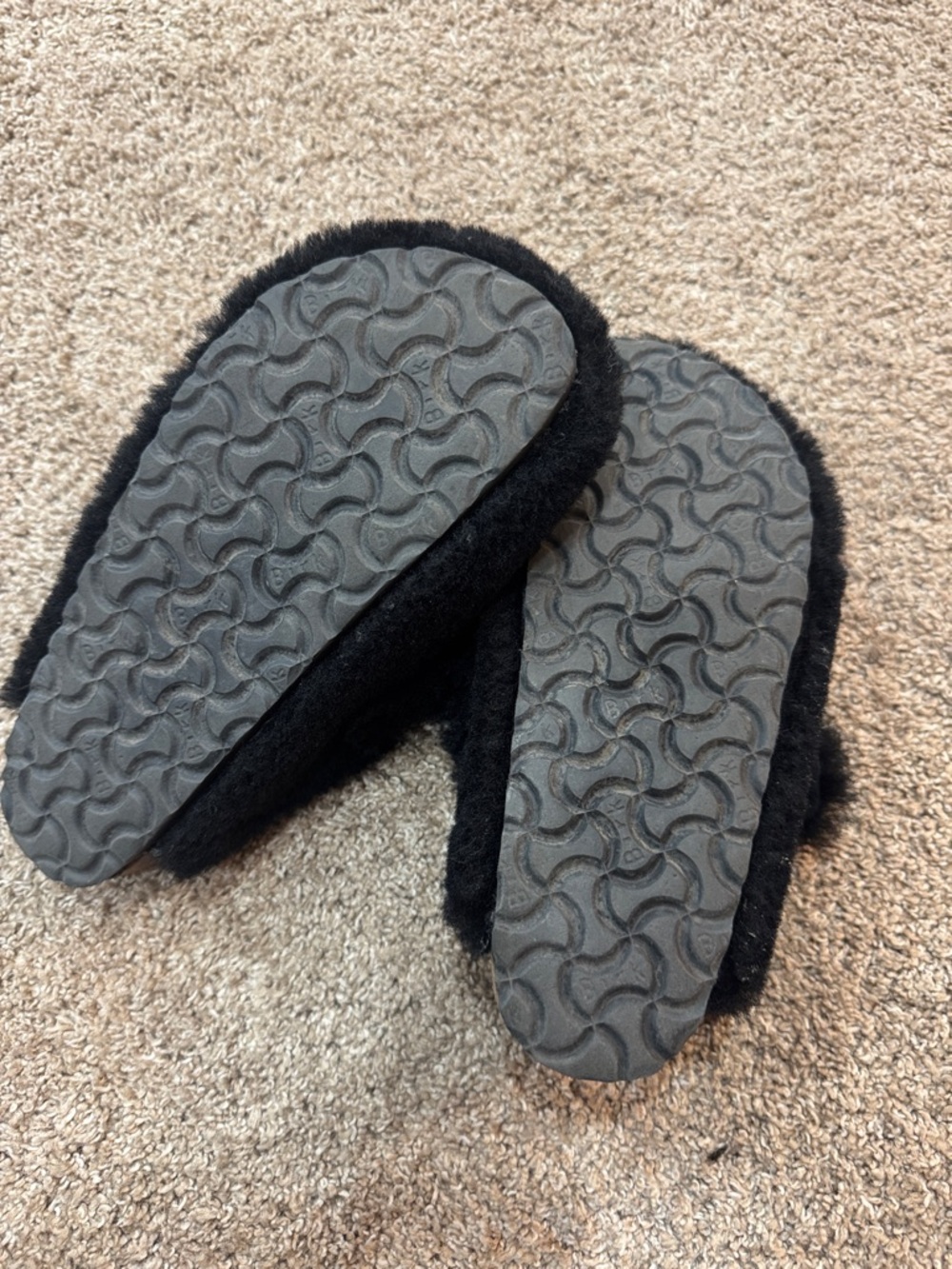 Birkenstock Shearling Fur Buckle Slippers Black EU 37 / US 6–6.5 - Picture 5 of 5